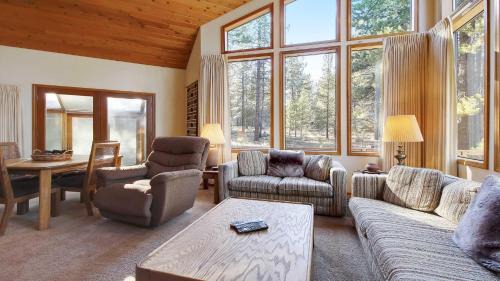 Sunriver House | Sandhill 10