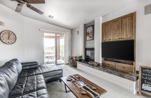 Lava Falls House | Santa Clara Sunrise