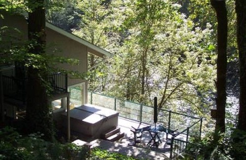 Lyons House | "Santiam RiverHaus-Waterfront Home near Salem. “Magic” We Will Be Back!