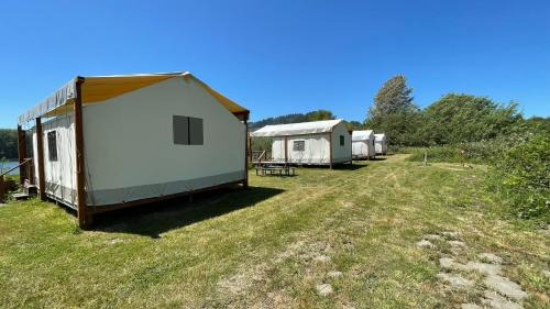 Klamath Other | Sapphire Glamping tent - tent site #8
