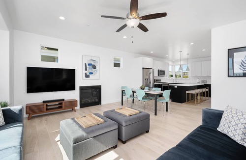 Grover Beach House | Saratoga Oceanview House w/Rooftop Deck