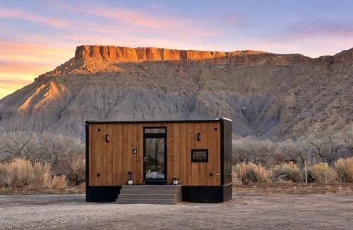 Torrey House | Scandinavian-Inspired Desert Retreat with Mirrored Views | Near Torrey, Utah