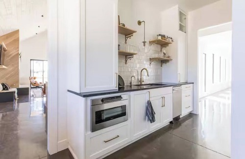 Far West House | Scandinavian Modern Farm House in Wine Country