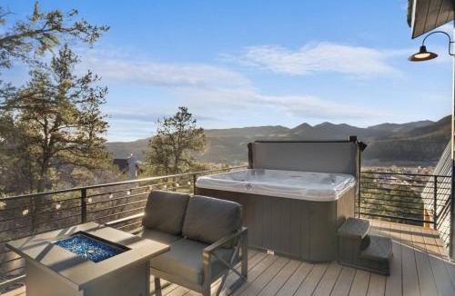 Glendale House | Scenic AFrame Retreat near Zion and Bryce