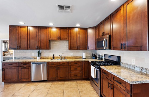 Village Grove House | Scottsdale 4BR Retreat with Private Pool, Hot Tub & Game Room.
