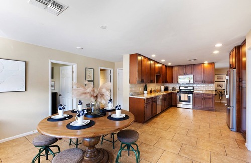 Village Grove House | Scottsdale 4BR Retreat with Private Pool, Hot Tub & Game Room.