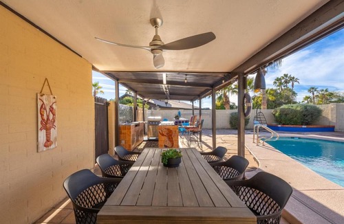 Covey House | Scottsdale Oasis Pool & Game Room