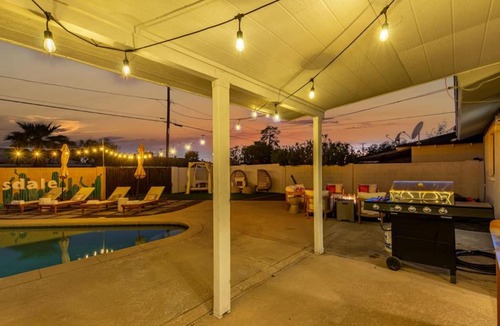 Cox Heights House | Scottsdale Old Town Heated Pool Fire Pit