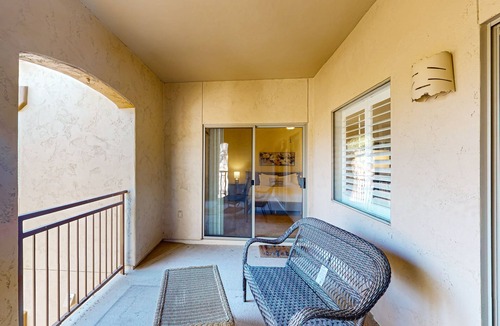 Salida Del Sol Condo | Scottsdale Serenity: Your Stylish Desert Retreat with Stunning Views and Endless