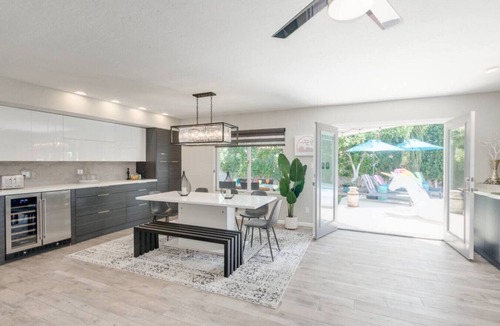 Raskin Estates House | Scottsdale Vacation Home Near Kierland|Heated Pool & Games