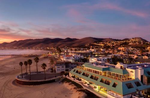 Downtown Resort | SeaVenture Beach Hotel