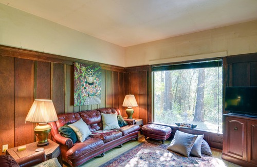 Chico House | Secluded Cohasset Home w/ Pool & Screened Porch!