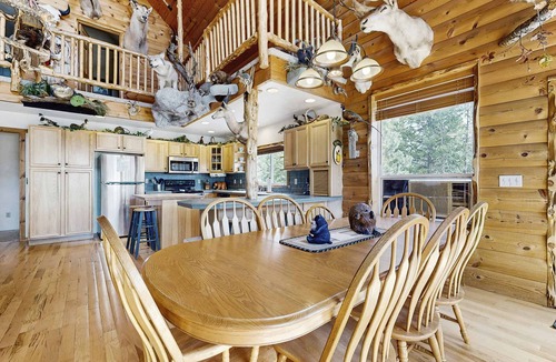 New Meadows House | Secluded New Meadows Cabin Near Hot Springs