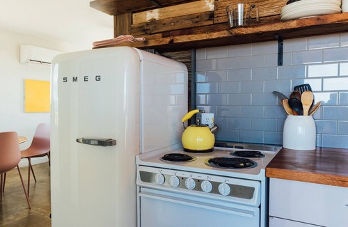 Joshua Tree Cabin | Secluded Retreat-Hot Tub, Fire Pit, Outdoor Shower
