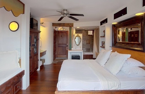 Del Mar Bed & Breakfast | Secret Garden Inn