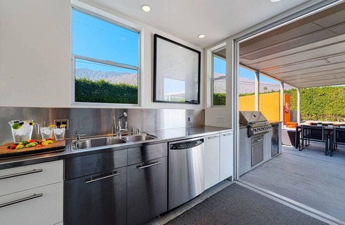Twin Palms House | Sept Special Offer 30+ Stay! W/Pool/Hot Tub & Fire