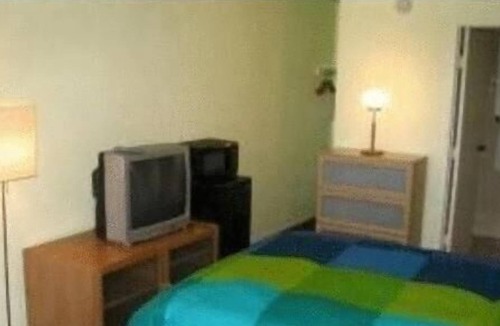 Centennial Hotel | Sequoia Inn