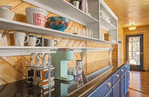 Mammoth Creek Cabin | Serene 4-bedroom cabin in charming Panguitch Lake perfect for relaxing getaway