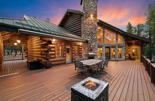 Greer Cabin | Serene 5-bedroom cabin perfect for a relaxing Greer getaway