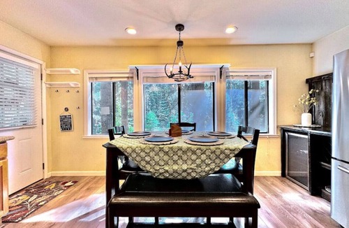 Pollock Pines Cabin | Serene Mountain Escape-Cozy Cabin Near Sly Park