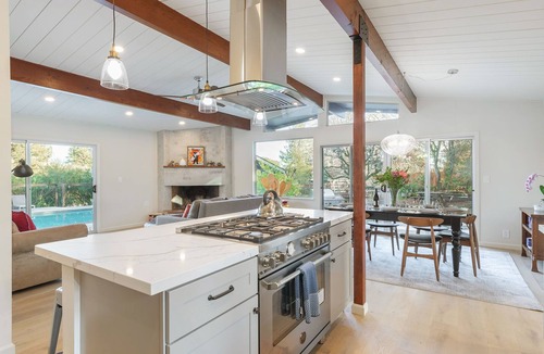Freestone House | Serene Wine Country Haven with Pool & Hot Tub