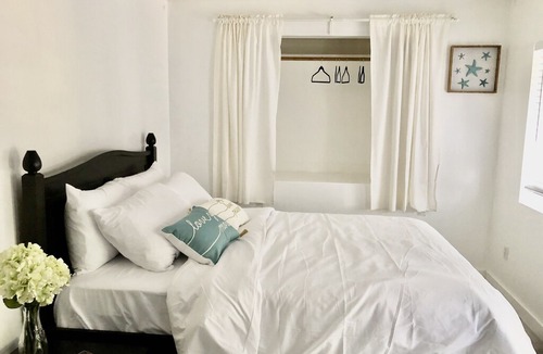 Middletown Cabin | Serenity Stay Mission Hills, Perfect SD Getaway