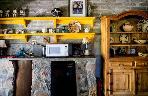 Mammoth House | Shady Garden Patio Casita | Aravaipa