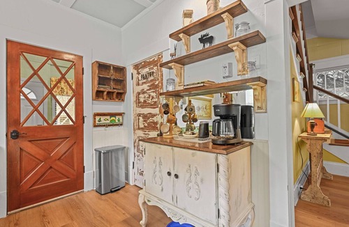 Garden Valley Cabin | Sharilynn @ BarBEarl Ranch - 66 private acres with hot tub and private pond