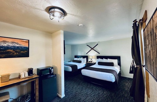 Mount Shasta Hotel | Shasta Inn