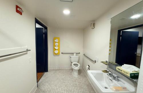 Weed Hotel | Shasta Vista Inn & Suites