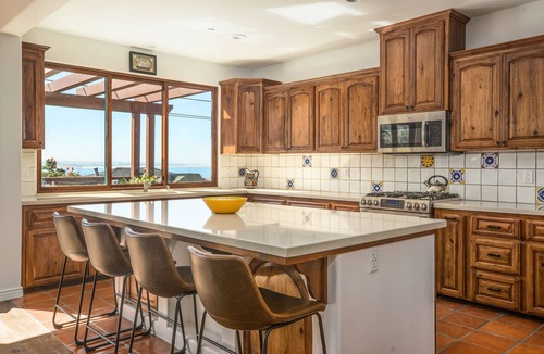 Shell Beach House | Shell Beach Seaview Vista with Breathtaking Views of the Ocean and Foothills
