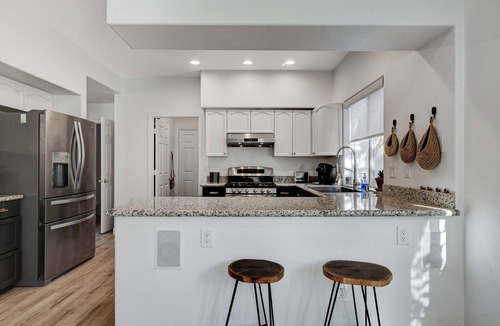 Desert Shores House | Shining home away from home! 3-bedroom house in fabulous Las Vegas with AC, WiFi