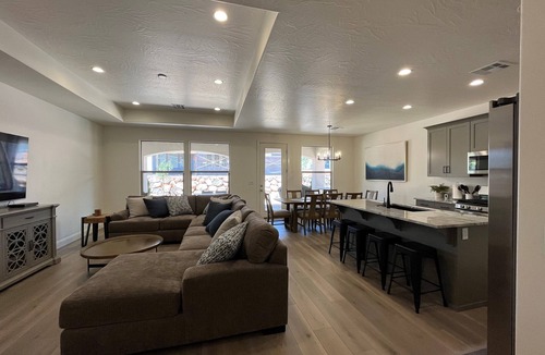 Washington House | Sienna Hills Retreat 4 bedroom home near Zions