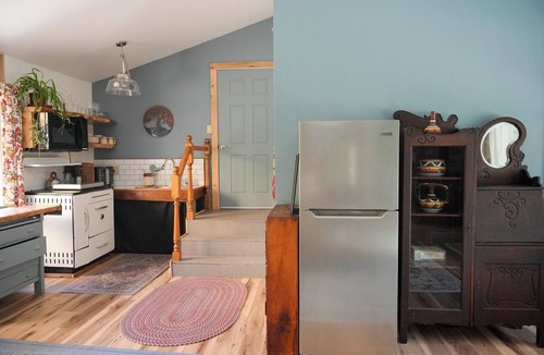 Grass Valley Apartment | Sierra Foothill Studio-Brand New