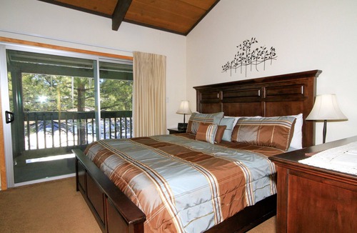 Mammoth Lakes Condo | Sierra Park Villas #29