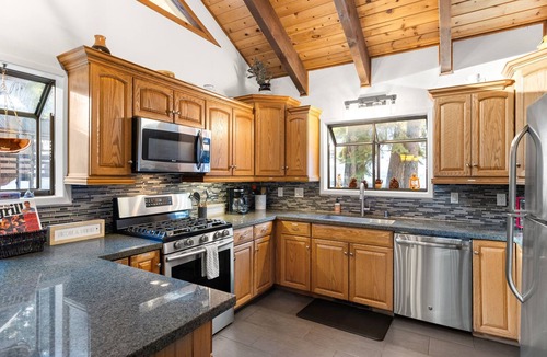 Kingswood Estates House | Sierra Woodlands Getaway