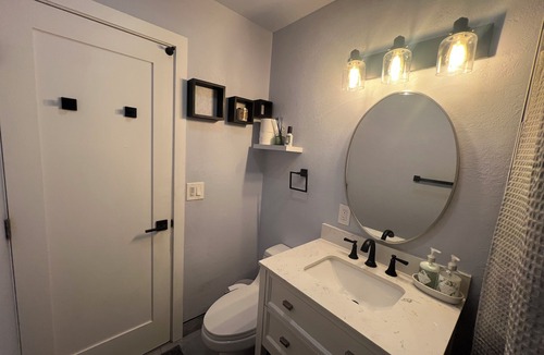 Castle Park House | Simple, Central, & Private 2BR in Chula Vista