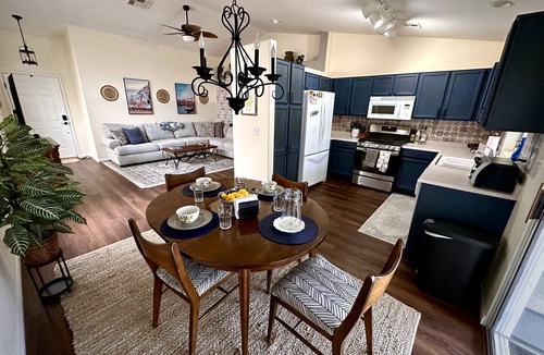 Silverado Ranch House | Single-level family home in quiet neighborhood off the Las Vegas strip