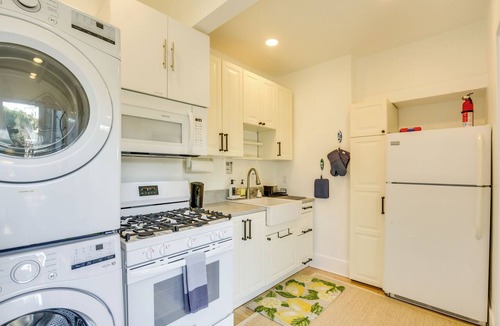 Golden Hill Apartment | Sip, Shop & Explore: San Diego Apartment