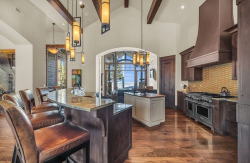 Park City House | Ski In Ski out in the heart of the mountains