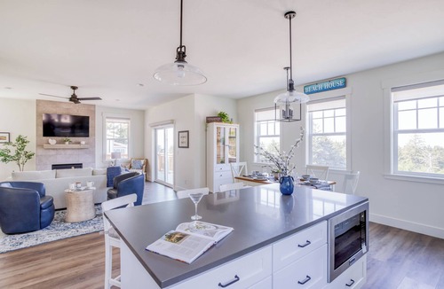 Depoe Bay House | Sky-High King Suite, Ocean Views, Hot Tub, Game Room, Media Room in Depoe Bay!