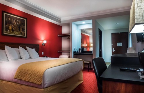 Midway Hotel | Skyline Hotel and Casino