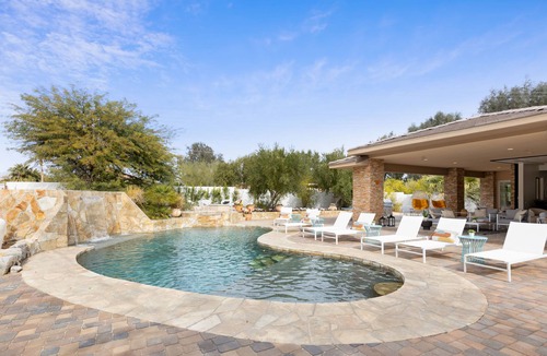 Racquet Club West House | Skyview - Private Mountainside Villa with Pool, Game Room & Gym! #004928 4br