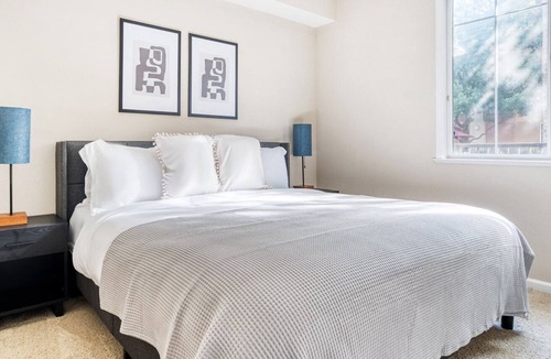 Morse Park Apartment | Sleek Sunnyvale 1BR w/ Gym, W/D & Lounge, walk to Google, by Blueground