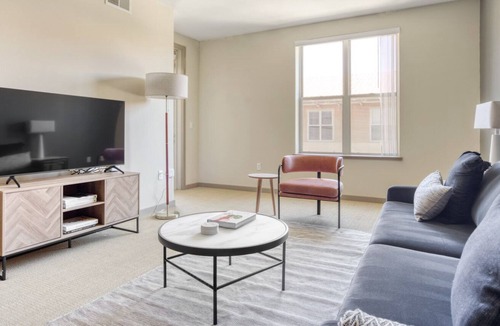 Contra Costa Centre Apartment | Sleek Walnut Creek 1BR w/ Gym, Pool & Spa, steps to BART, by Blueground