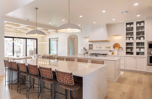 St. George House | Sleeps 58! Parade Home! 30 Person Spa!