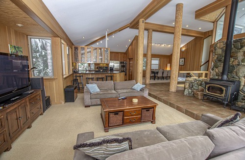 Alpine Meadows House | Snow Crest by Hauserman Rentals