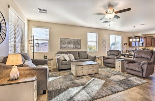 Entrada Del Oro House | Snowbird Escape w/Outdoor Oasis in Gold Canyon!