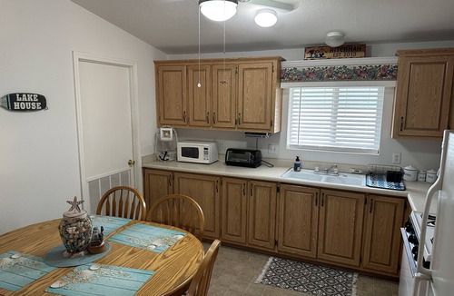 Willow Valley House | Snowbirds Welcome! Mohave Valley Home close to the Colorado River and Casinos!