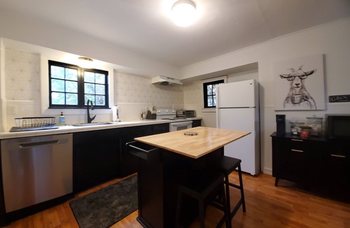 Wallace House | Snowhawk House in Historic Wallace located close to many outdoor adventures!